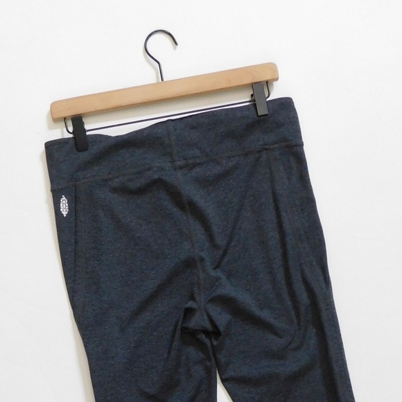 FREE PEOPLE Movement Infinity Leggings Cropped Charcoal Heather Gray X-Large - Picture 8 of 15